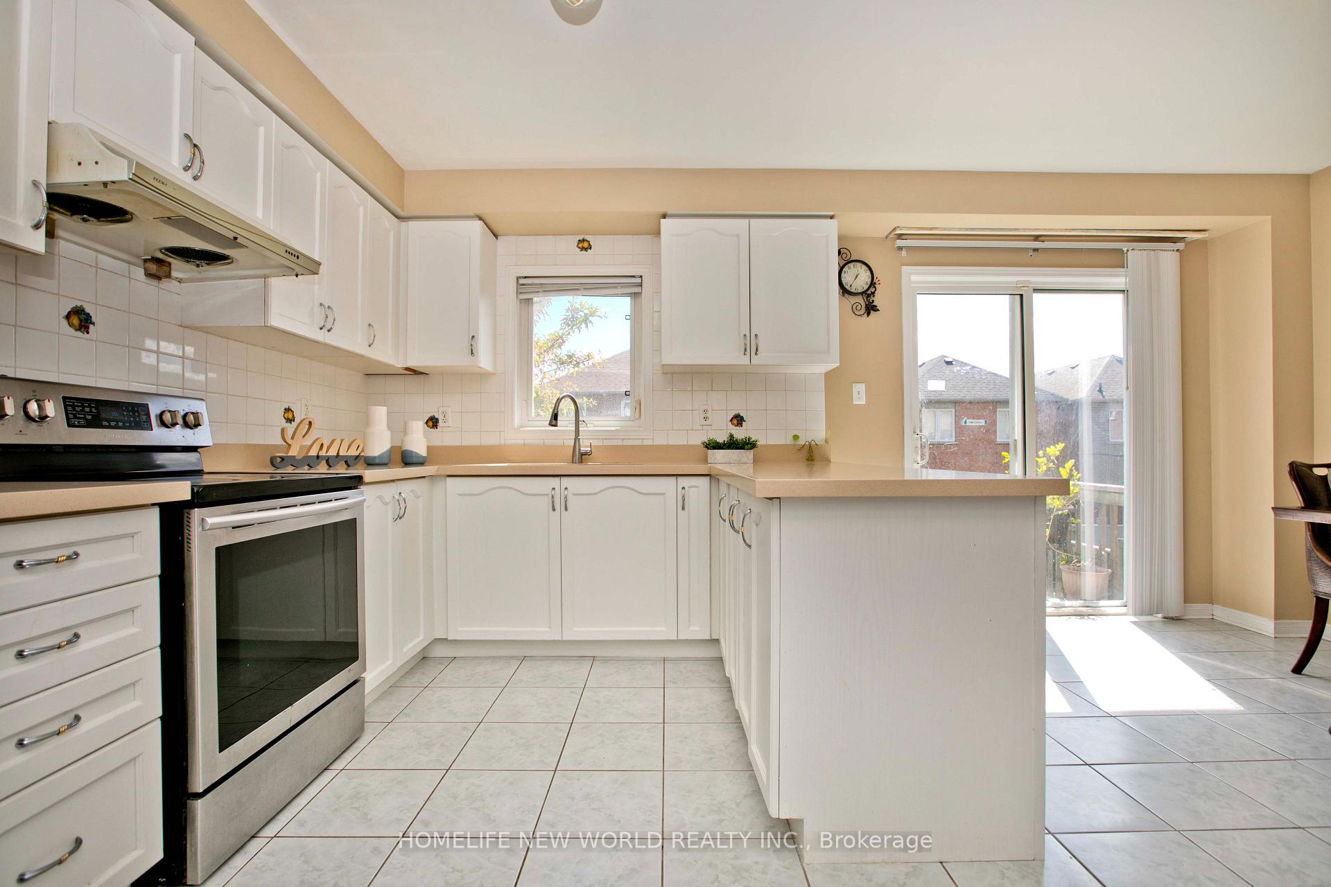 Photo 9 of 19 Charles Brown Road, Markham, Cedarwood — HOMEH