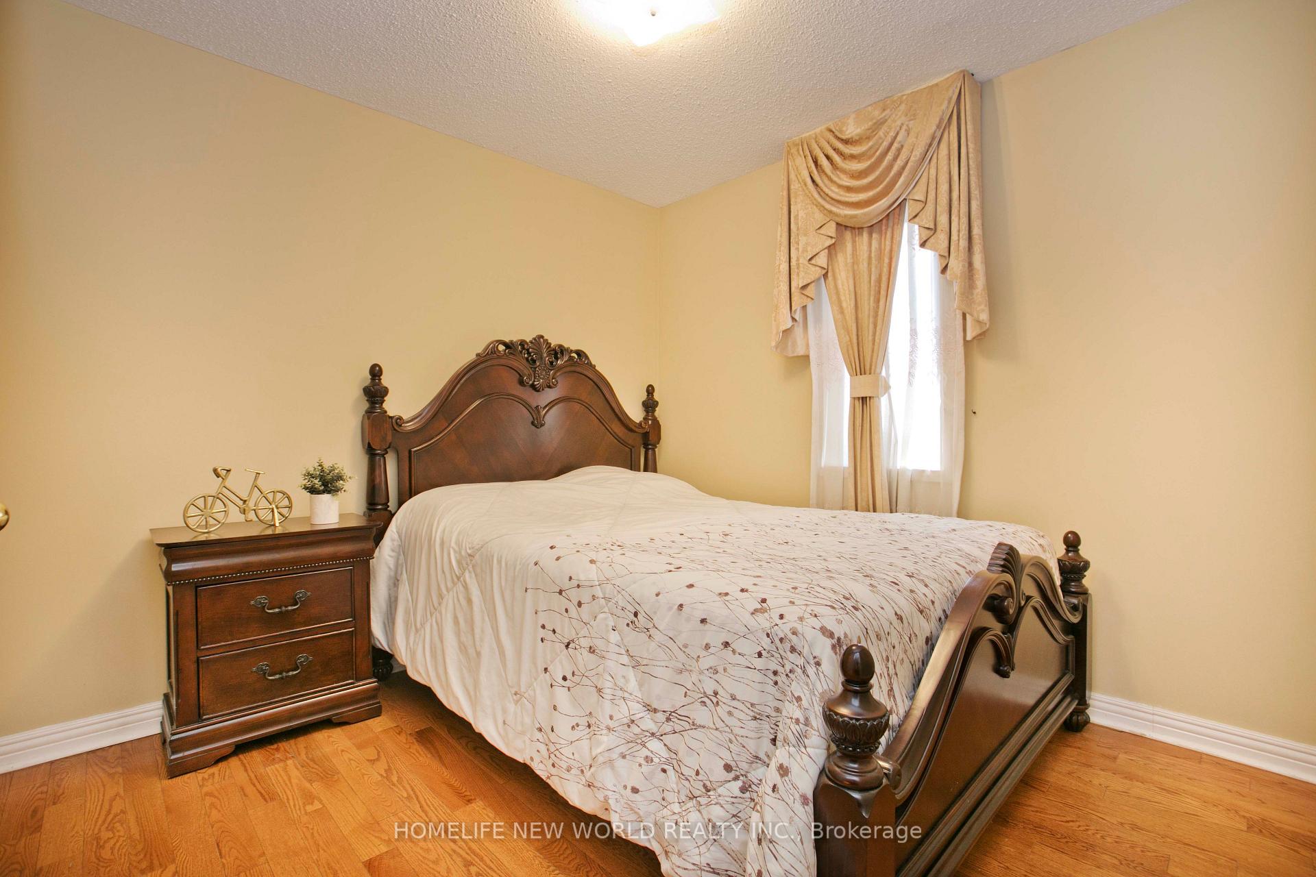 Photo 20 of 19 Charles Brown Road, Markham, Cedarwood — HOMEH