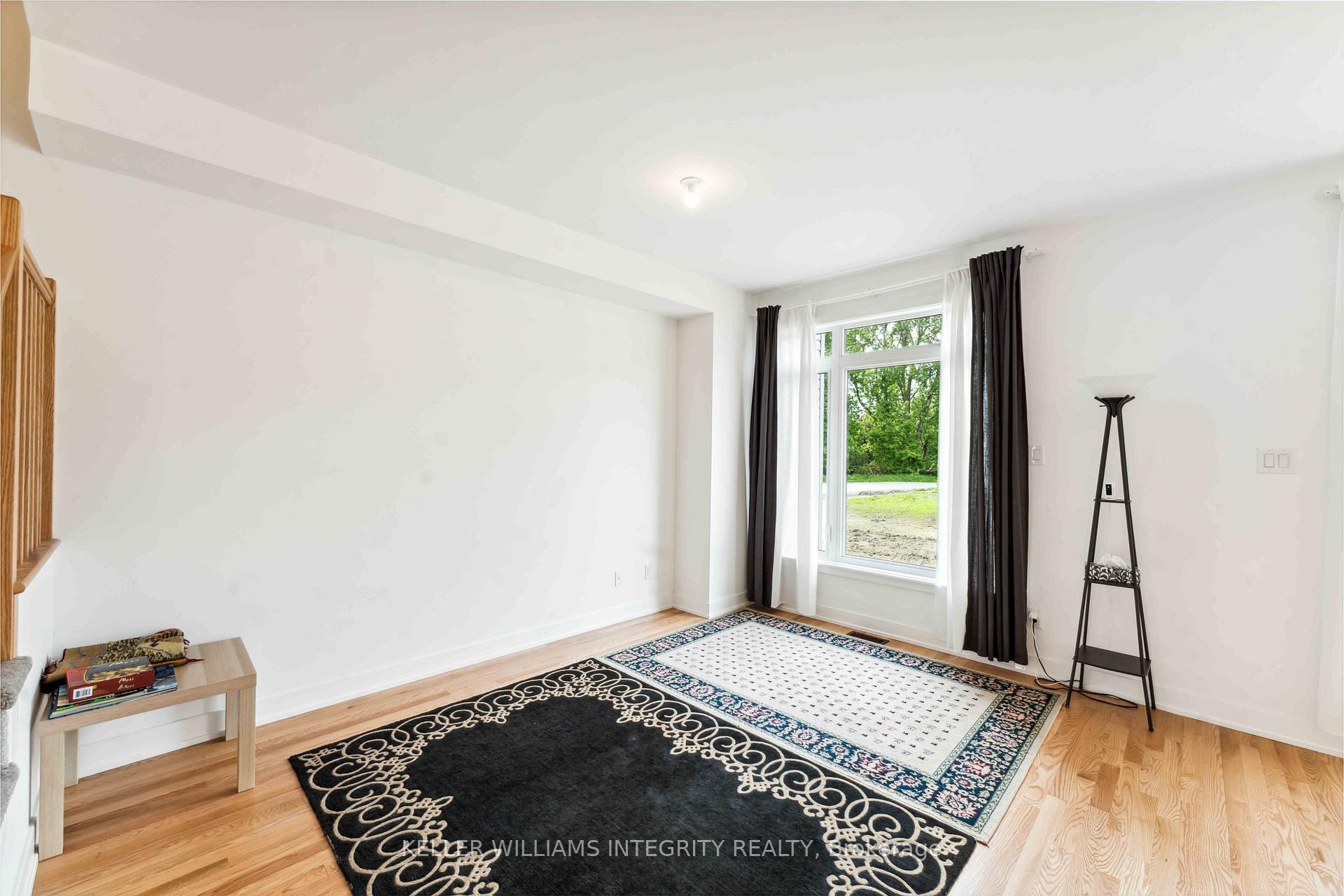 Photo 6 of 330 Makobe Lane, Ottawa, Riverside South/Gloucester Glen — HOMEH