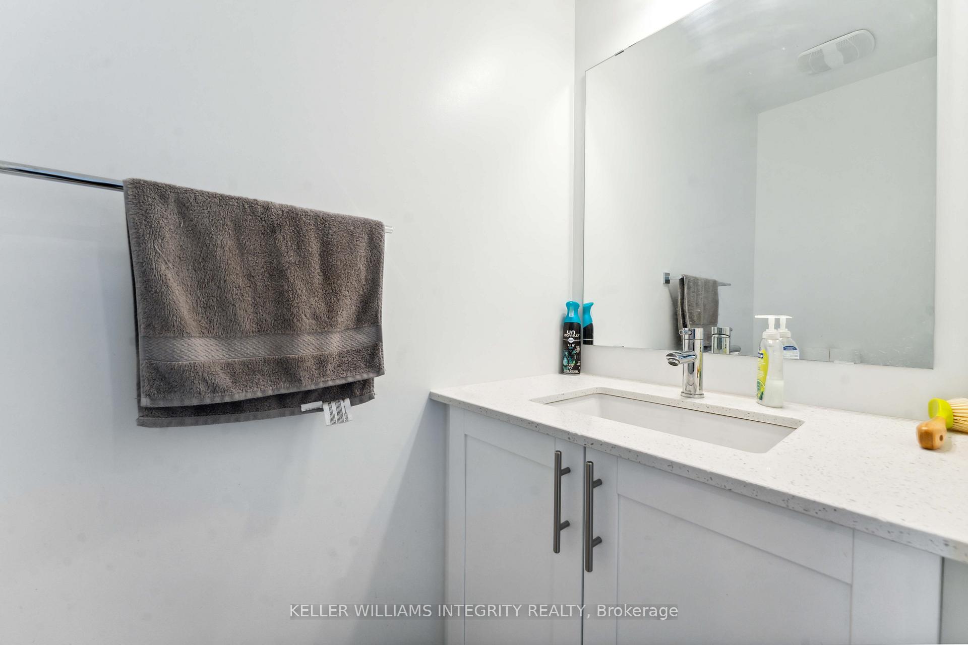 Photo 18 of 330 Makobe Lane, Ottawa, Riverside South/Gloucester Glen — HOMEH