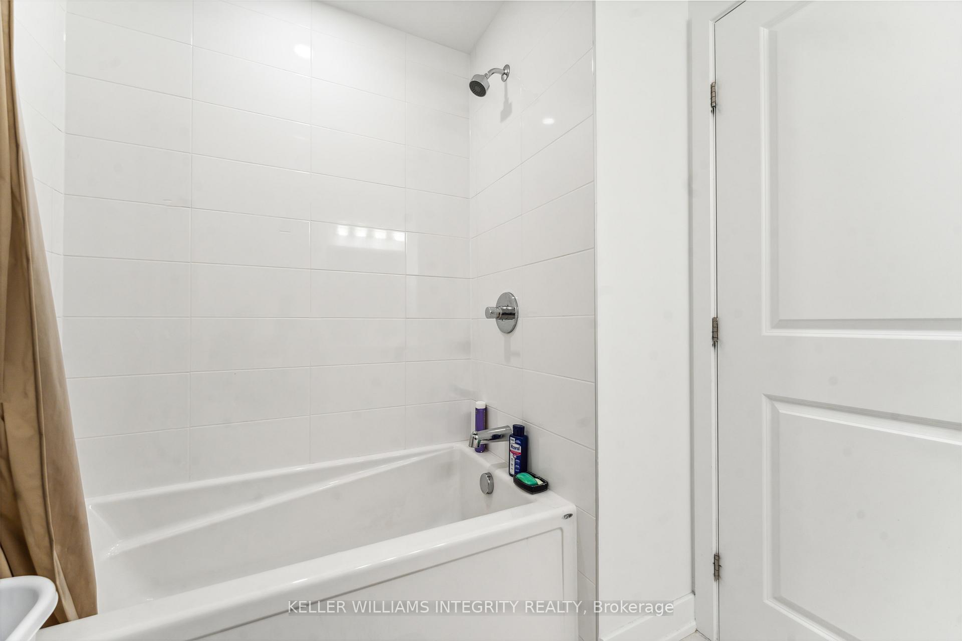 Photo 29 of 330 Makobe Lane, Ottawa, Riverside South/Gloucester Glen — HOMEH