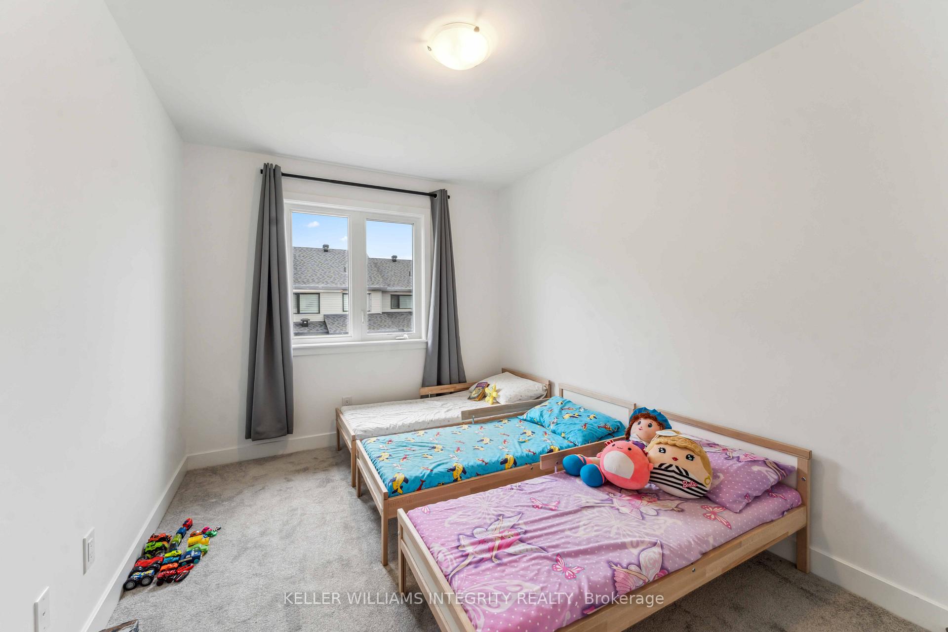 Photo 33 of 330 Makobe Lane, Ottawa, Riverside South/Gloucester Glen — HOMEH