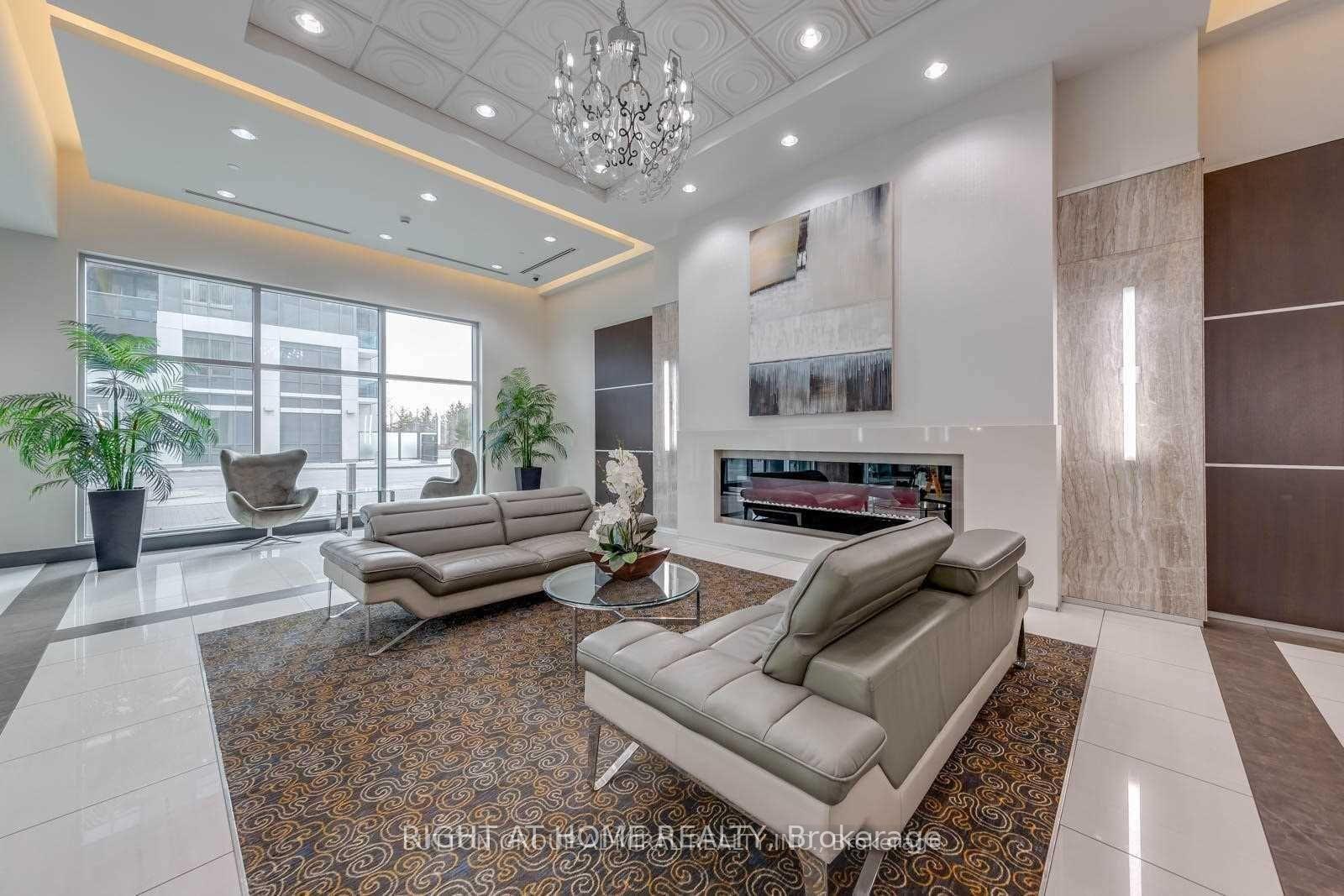 Photo 3 of Unit 2123, 7161 Yonge Street, Markham, Grandview — HOMEH