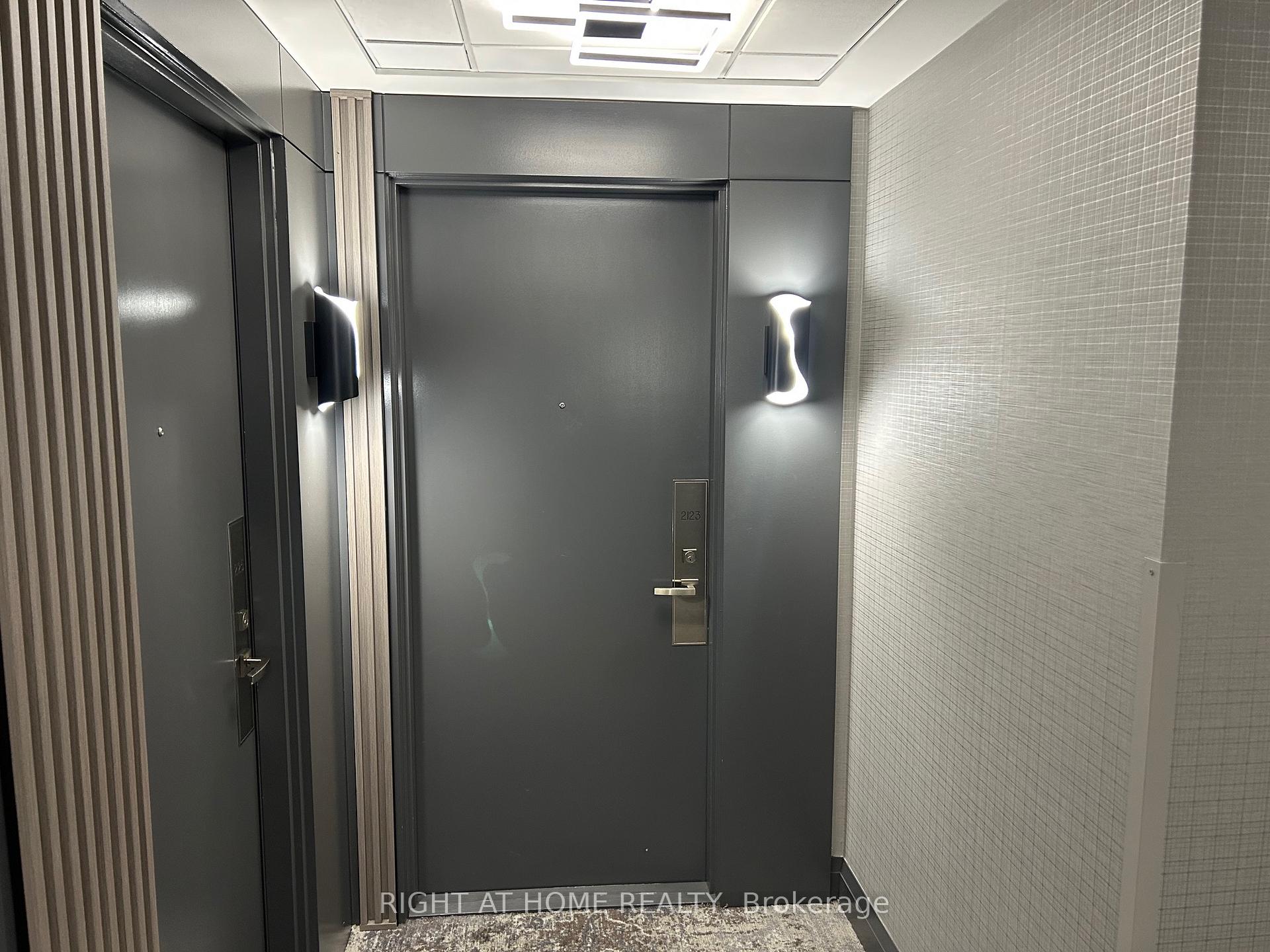 Photo 4 of Unit 2123, 7161 Yonge Street, Markham, Grandview — HOMEH