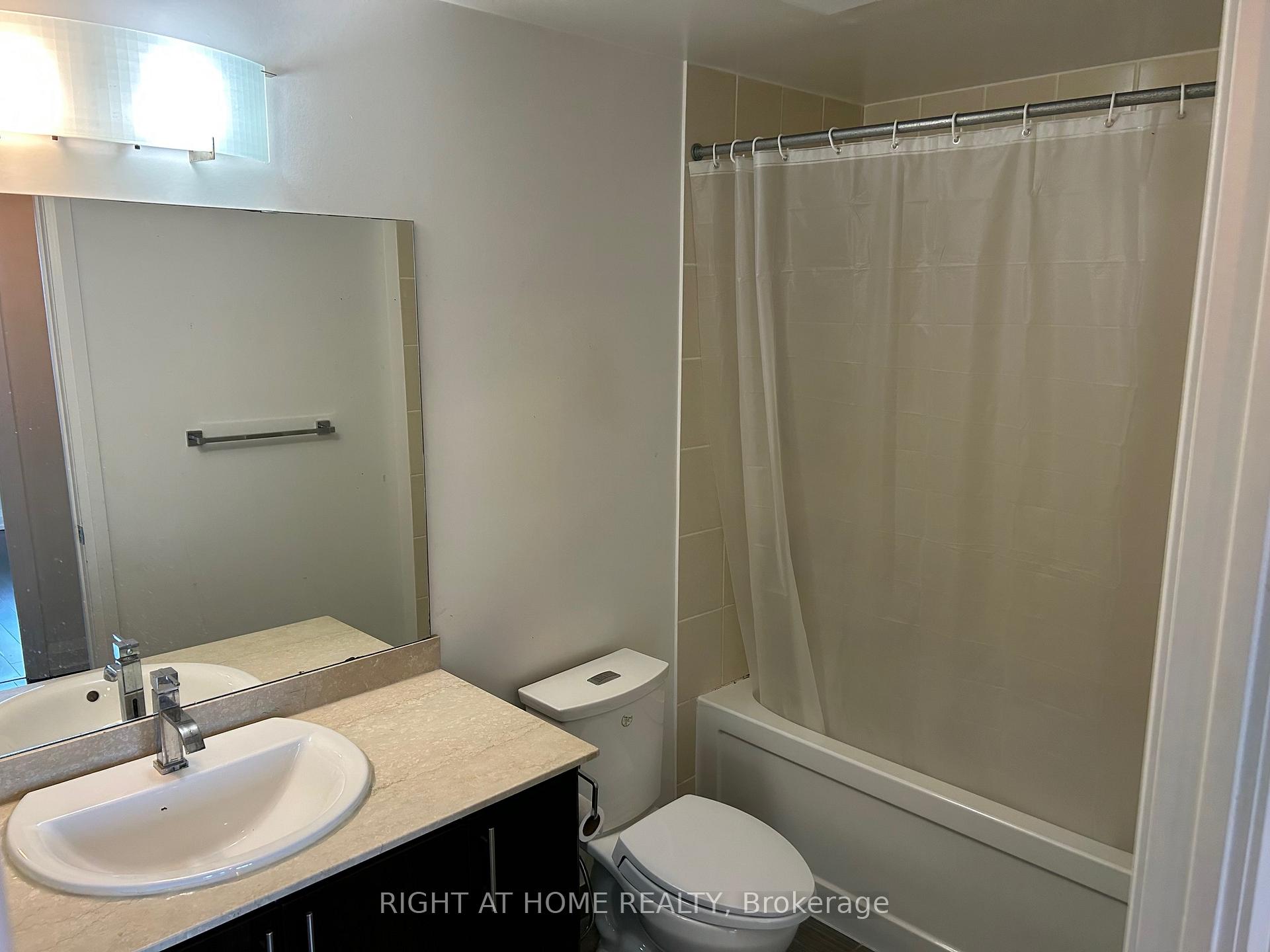 Photo 9 of Unit 2123, 7161 Yonge Street, Markham, Grandview — HOMEH