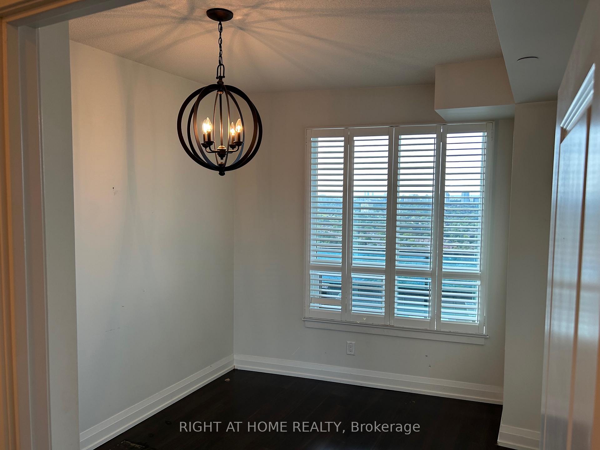 Photo 10 of Unit 2123, 7161 Yonge Street, Markham, Grandview — HOMEH