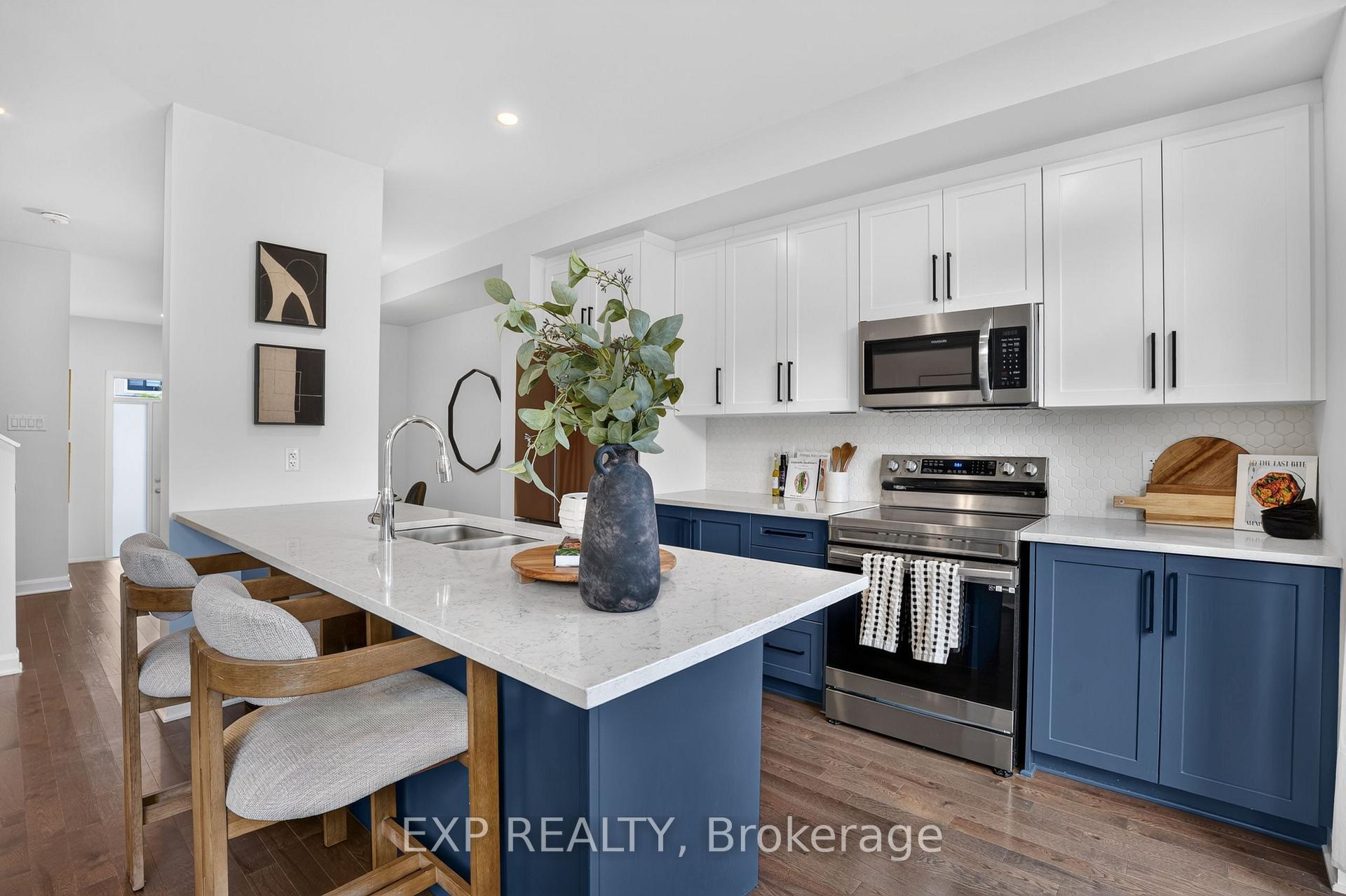 Photo 10 of 230 Shallow Pond Place, Ottawa, Avalon East — HOMEH