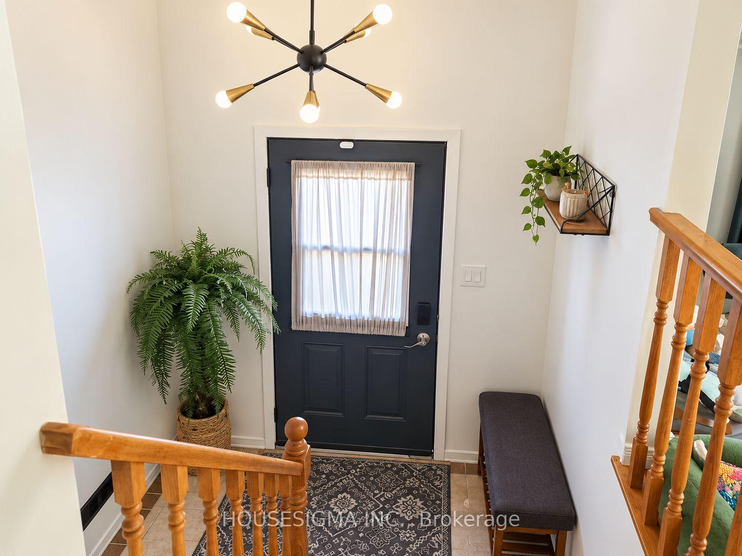 Photo of 547 Barnes Crescent
