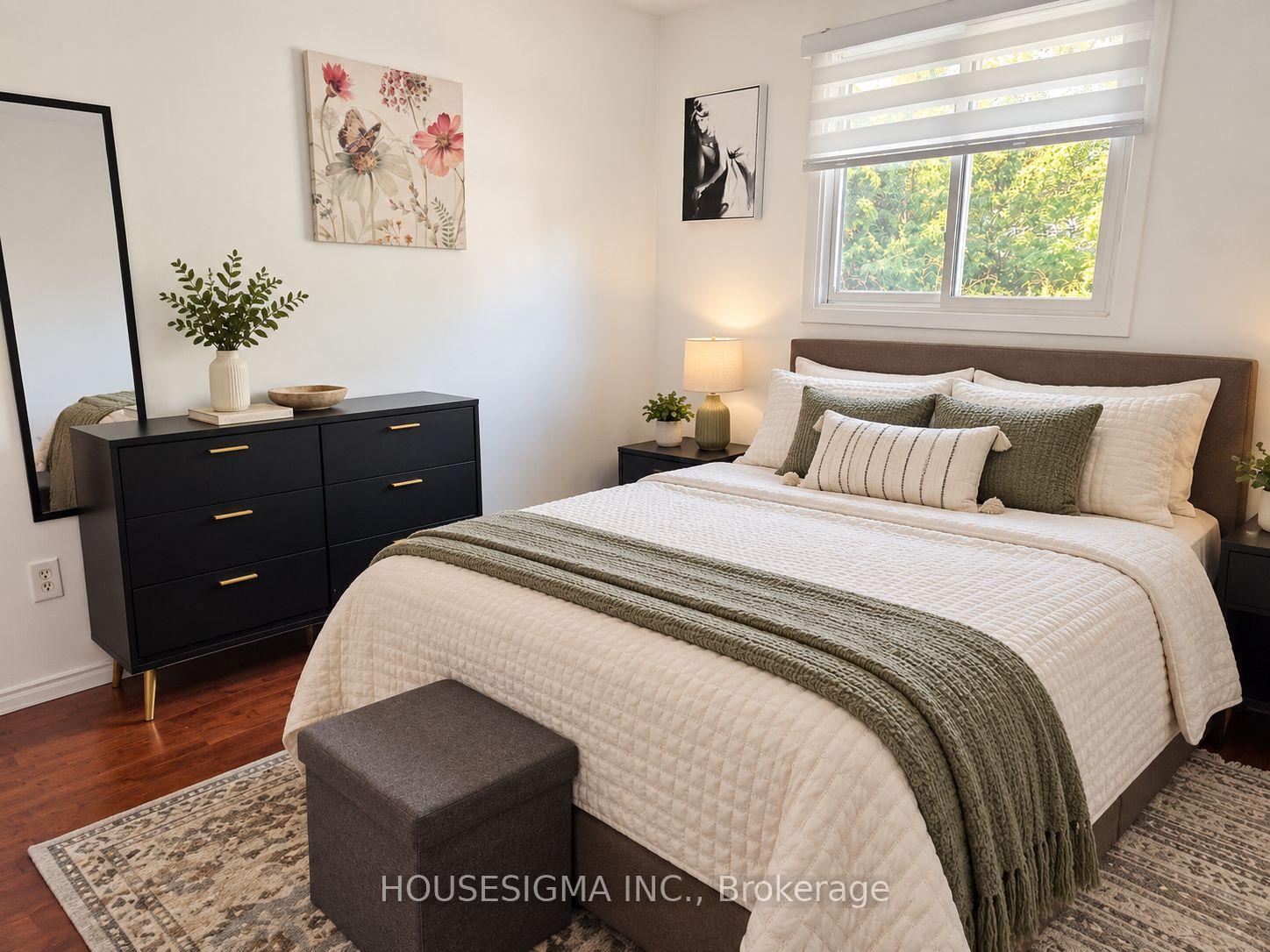 Photo 9 of 547 Barnes Crescent, Peterborough, Otonabee Ward 1 — HOMEH