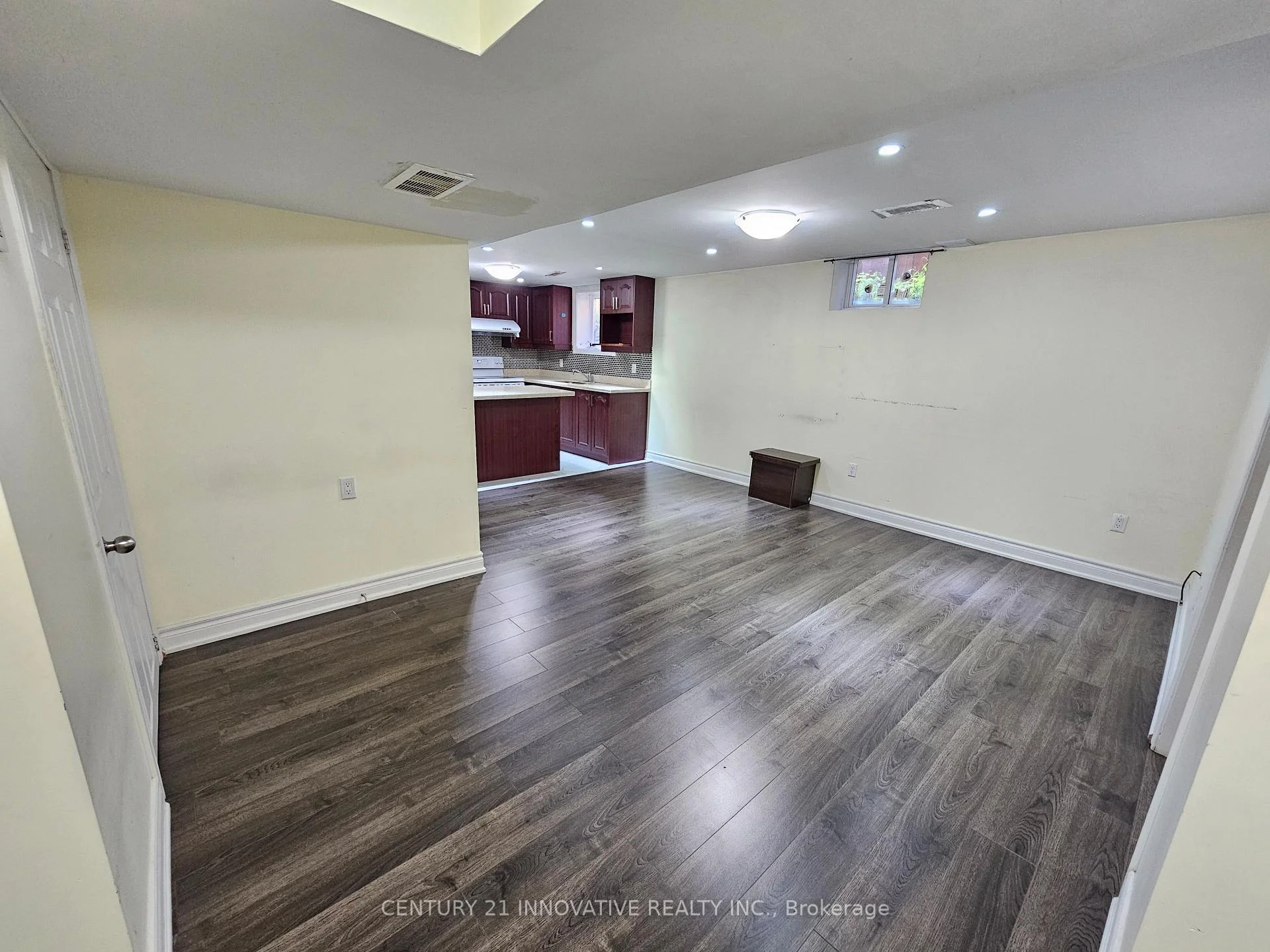 Photo 6 of Unit #Bsmt, 576 Sewells Road, Scarborough, Rouge — HOMEH