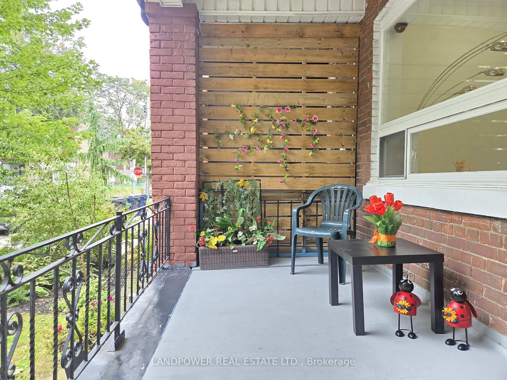 Photo 2 of 221 Riverdale Avenue, Toronto, North Riverdale — HOMEH