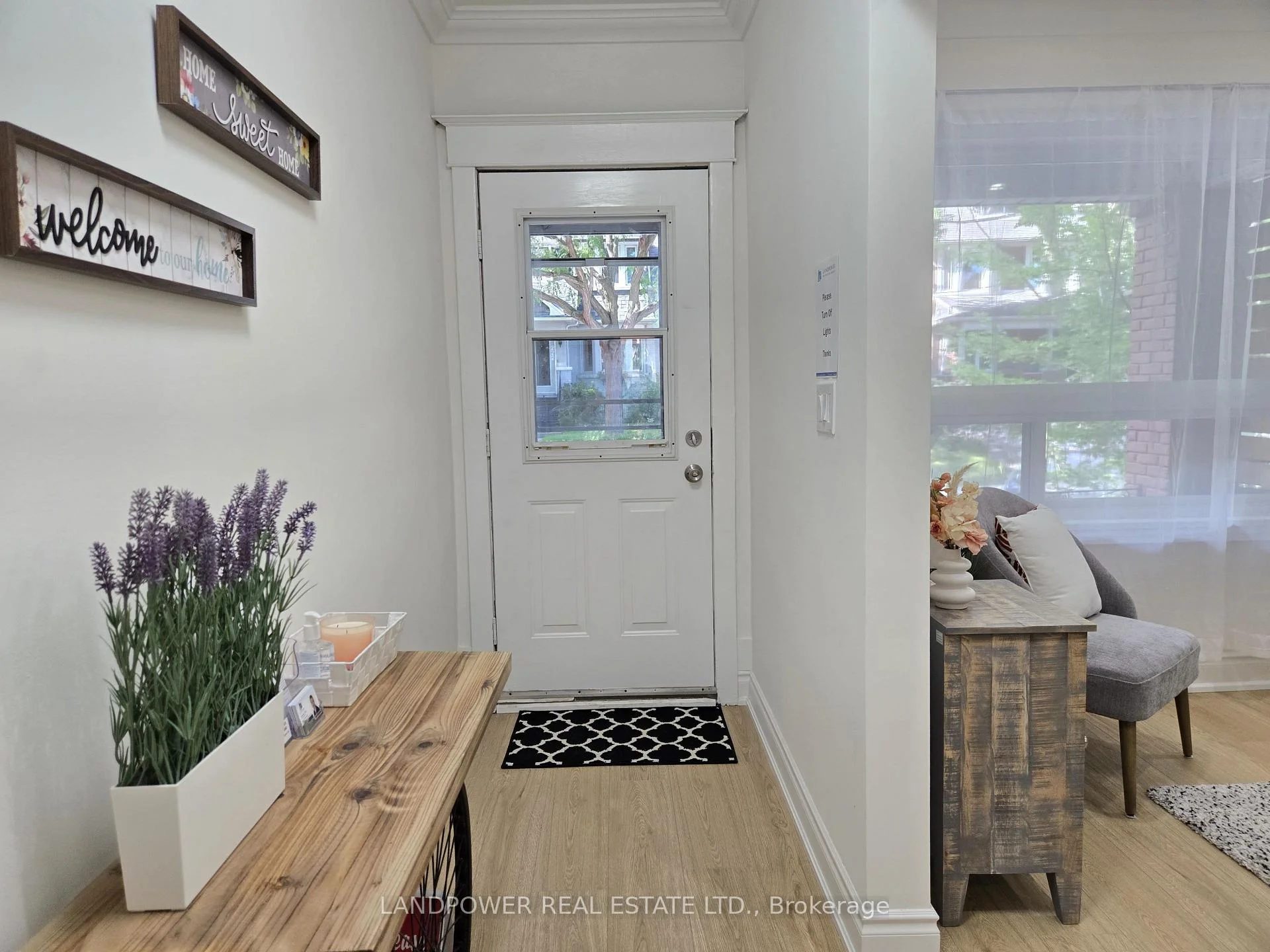 Photo 6 of 221 Riverdale Avenue, Toronto, North Riverdale — HOMEH