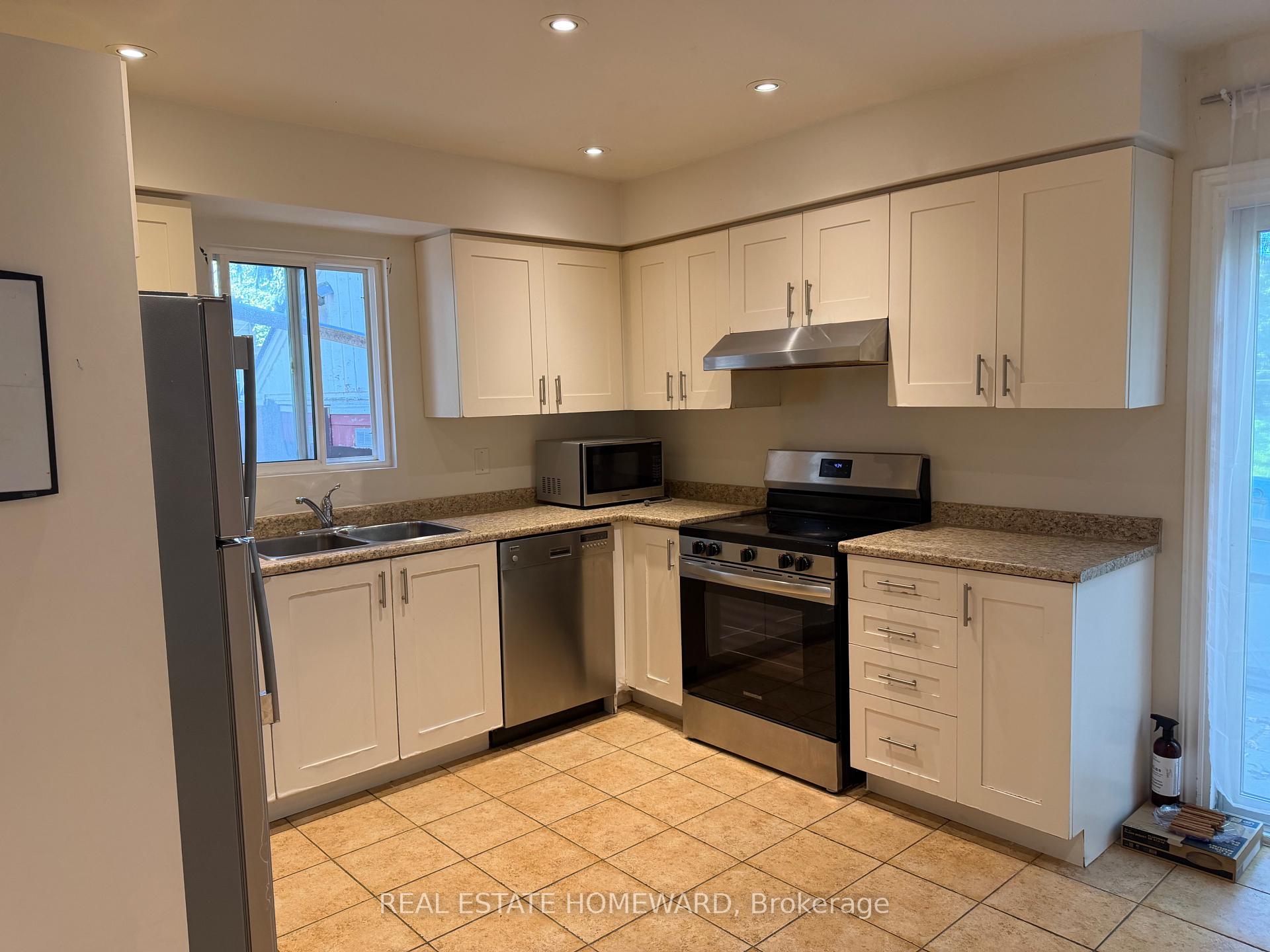 Photo 14 of 120 Baker Avenue, Richmond Hill, Crosby — HOMEH