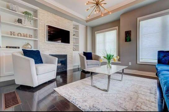 Photo 3 of Unit 4, 8441 Islington Avenue, Vaughan, Islington Woods — HOMEH