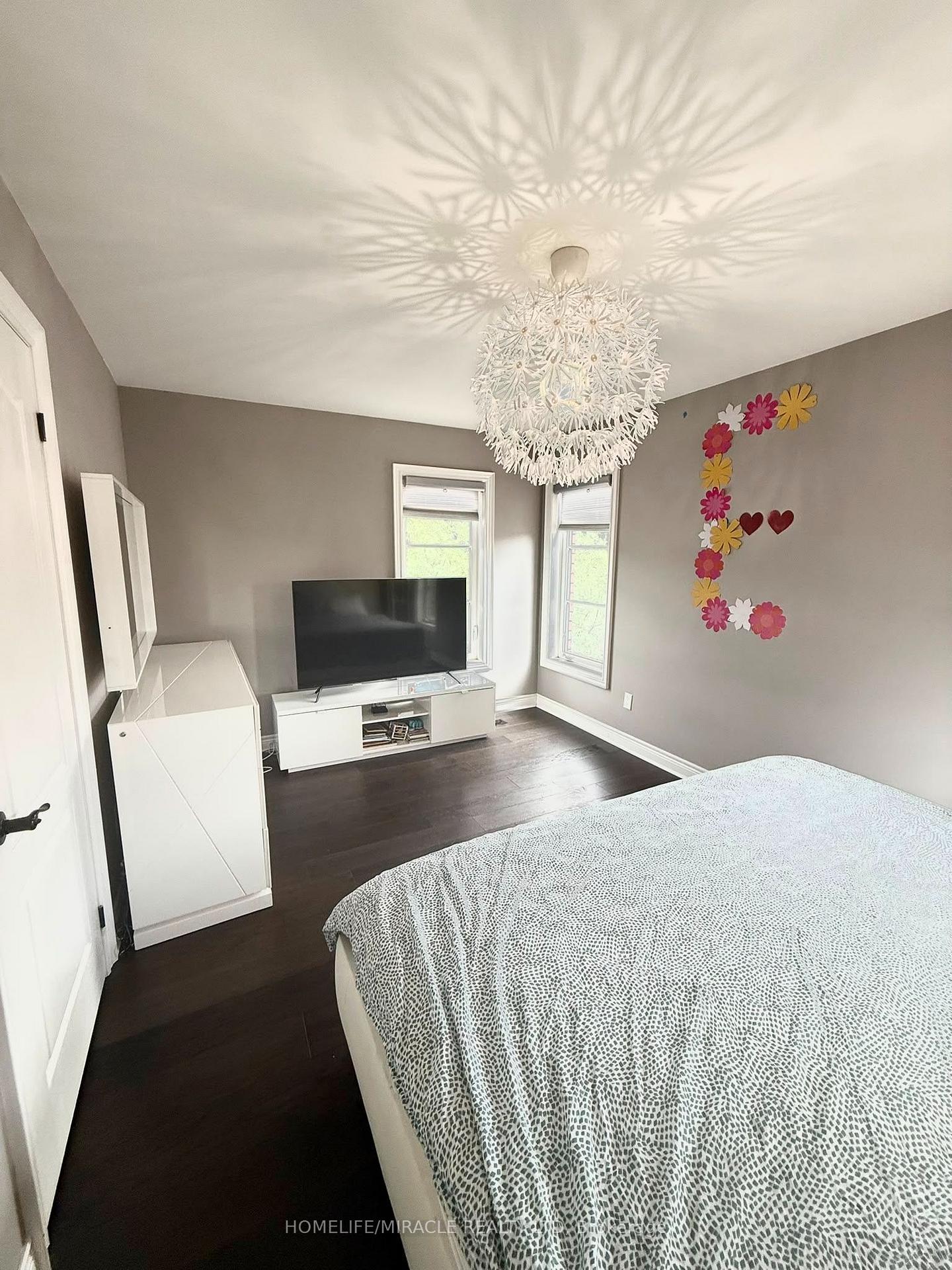 Photo 12 of Unit 4, 8441 Islington Avenue, Vaughan, Islington Woods — HOMEH