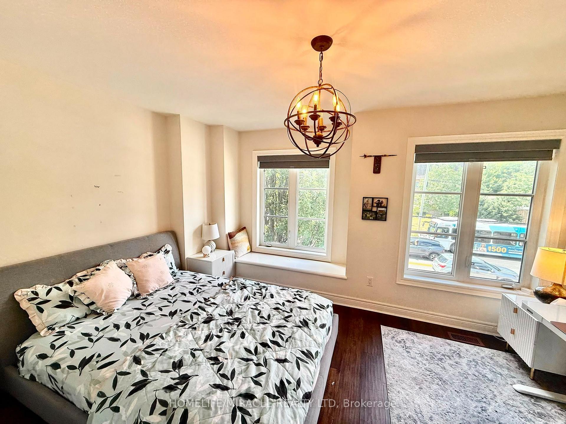 Photo 23 of Unit 4, 8441 Islington Avenue, Vaughan, Islington Woods — HOMEH