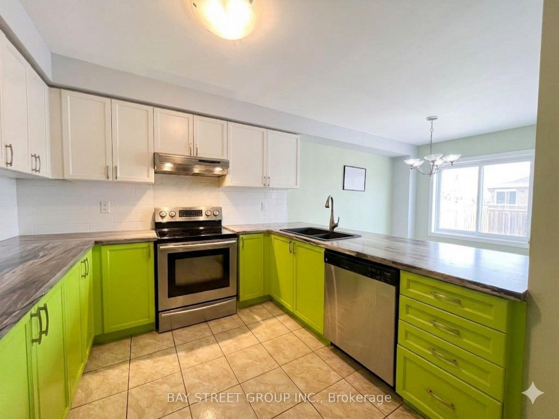 Photo 8 of 63 Aylesworth Avenue, Clarington, Courtice — HOMEH