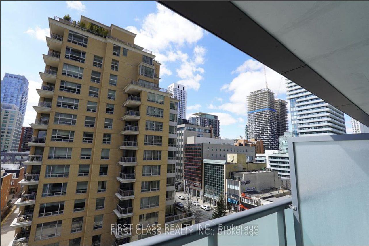 Photo 13 of Unit 712, 125 Redpath Avenue, Toronto, Mount Pleasant West — HOMEH