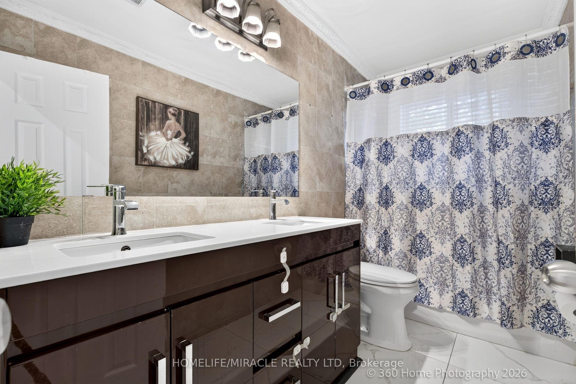 Photo 16 of 178 Kingsview Boulevard, Etobicoke, Kingsview Village-The Westway — HOMEH