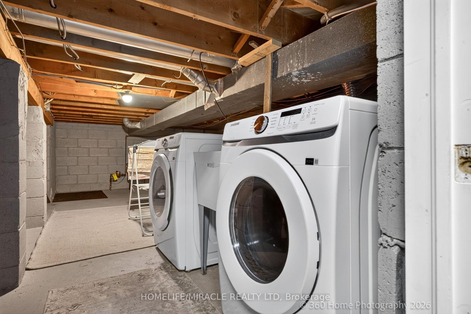 Photo 22 of 178 Kingsview Boulevard, Etobicoke, Kingsview Village-The Westway — HOMEH