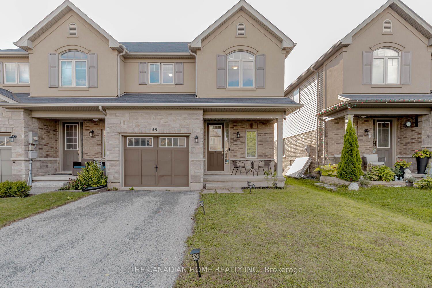 Photo 4 of 49 Sexton Crescent, Hamilton, Ancaster — HOMEH