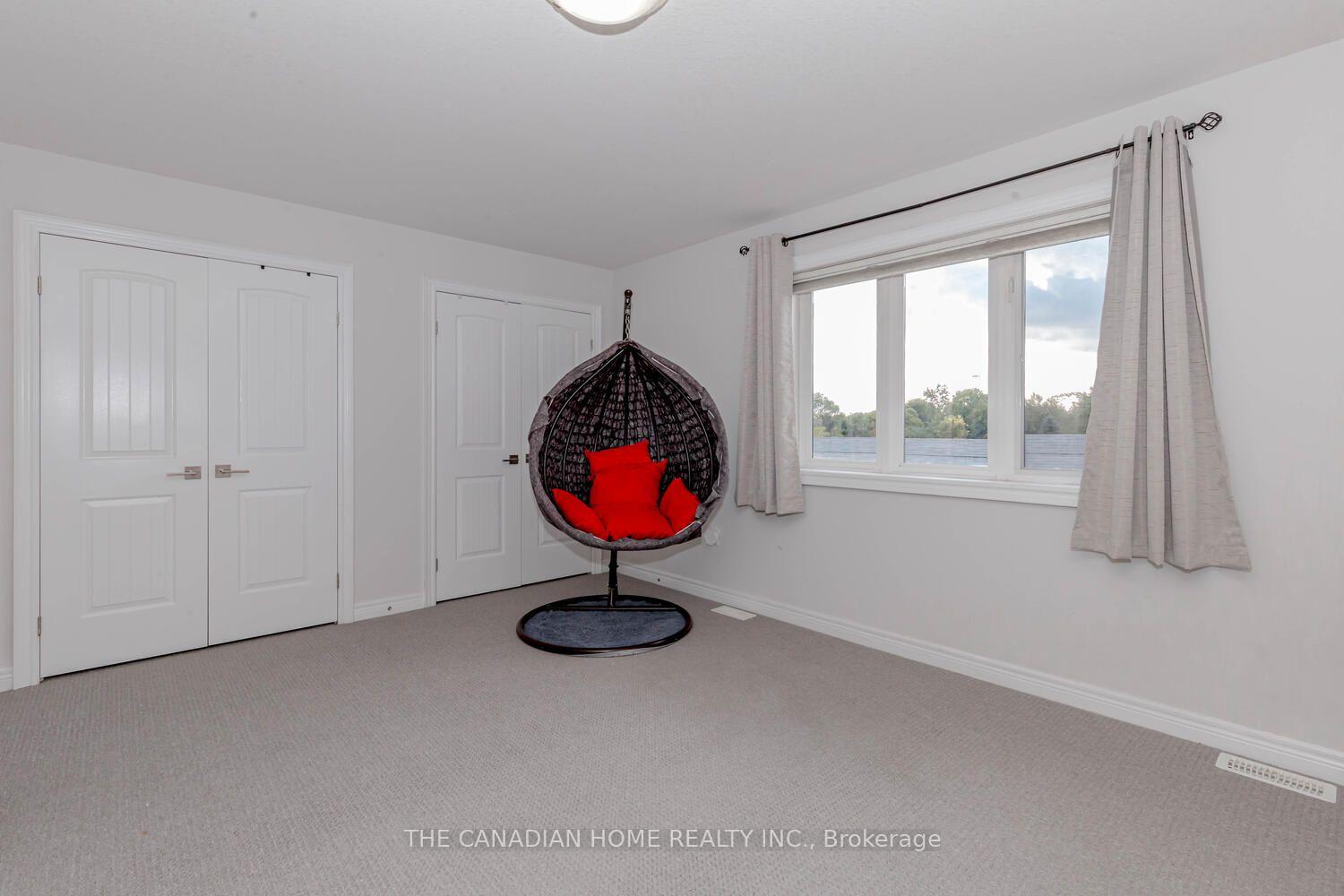 Photo 30 of 49 Sexton Crescent, Hamilton, Ancaster — HOMEH