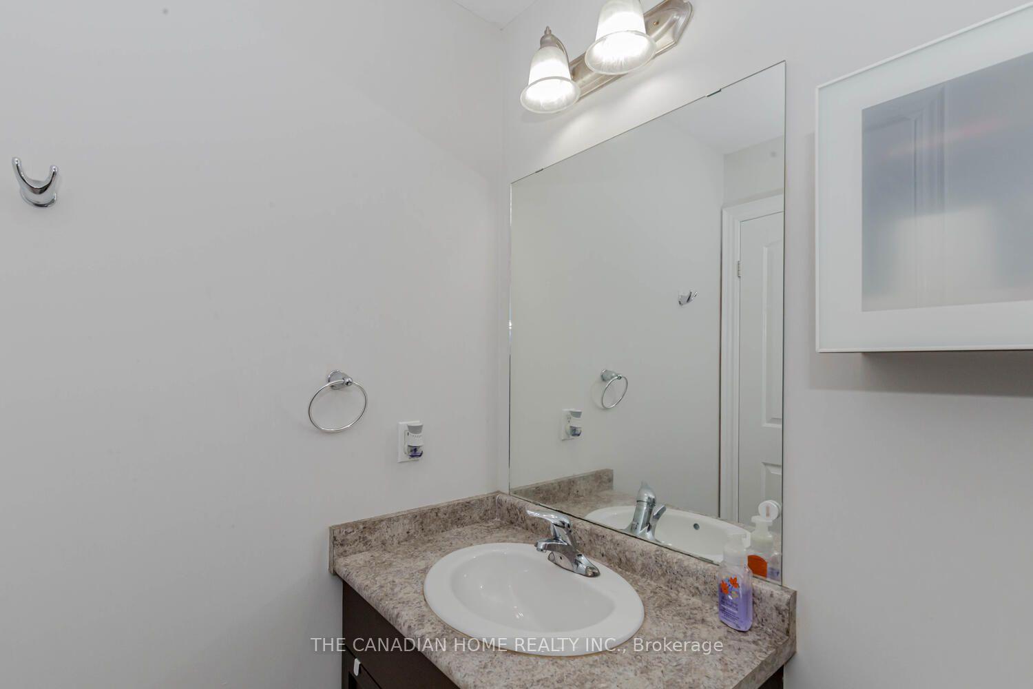 Photo 33 of 49 Sexton Crescent, Hamilton, Ancaster — HOMEH