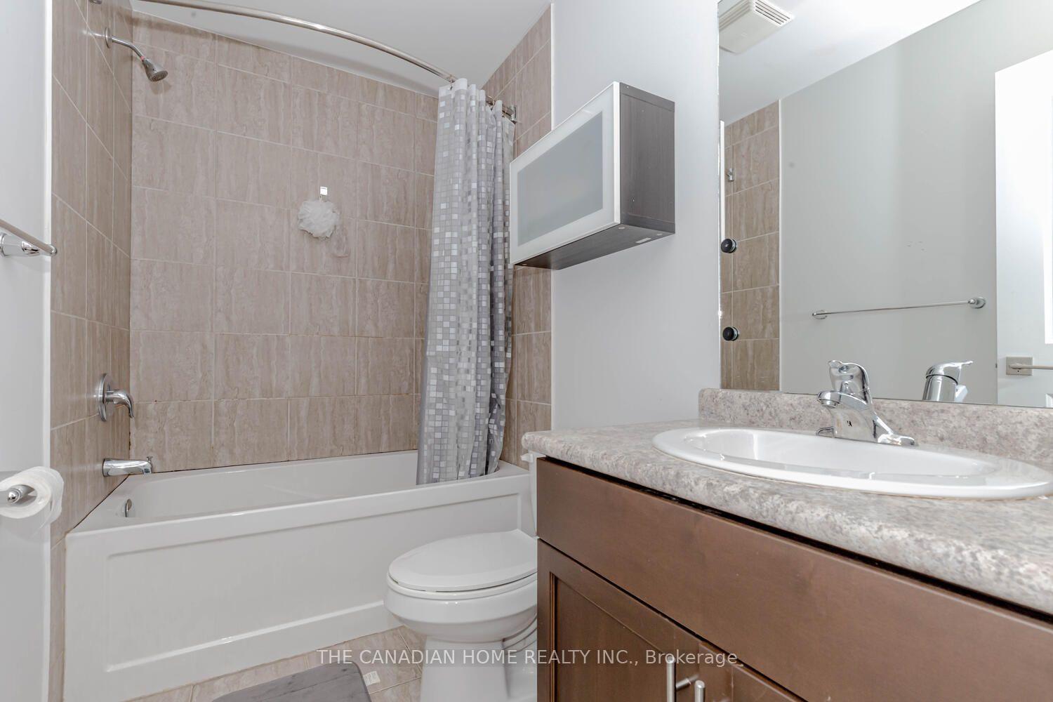 Photo 38 of 49 Sexton Crescent, Hamilton, Ancaster — HOMEH