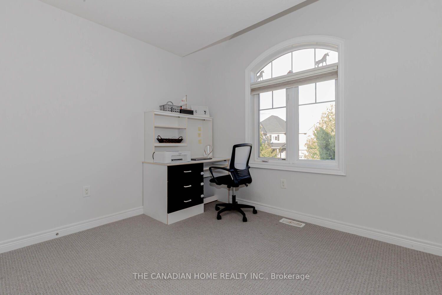 Photo 41 of 49 Sexton Crescent, Hamilton, Ancaster — HOMEH