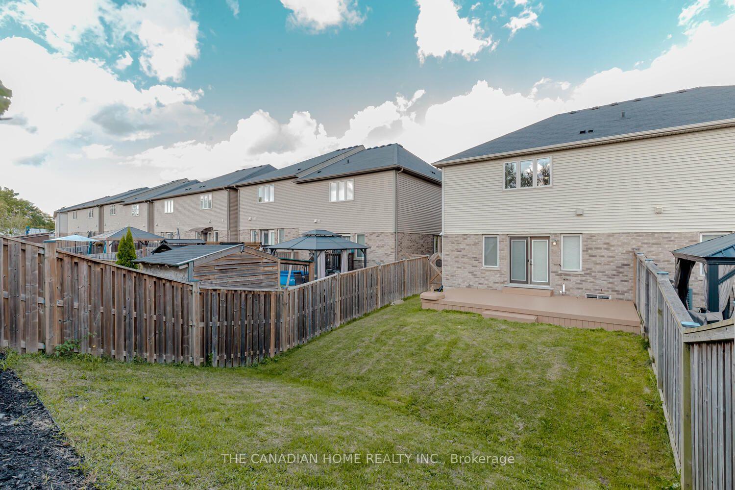 Photo 48 of 49 Sexton Crescent, Hamilton, Ancaster — HOMEH