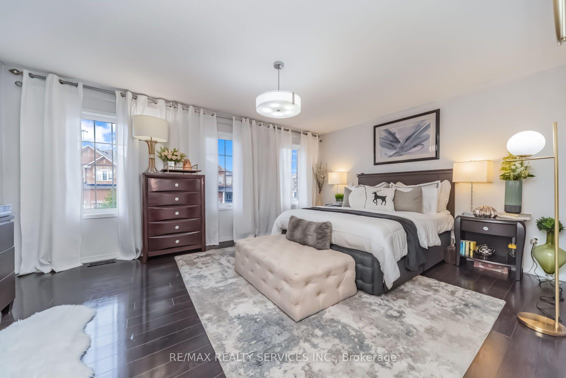 Photo 22 of 70 Checkerberry Crescent, Brampton, Sandringham-Wellington — HOMEH