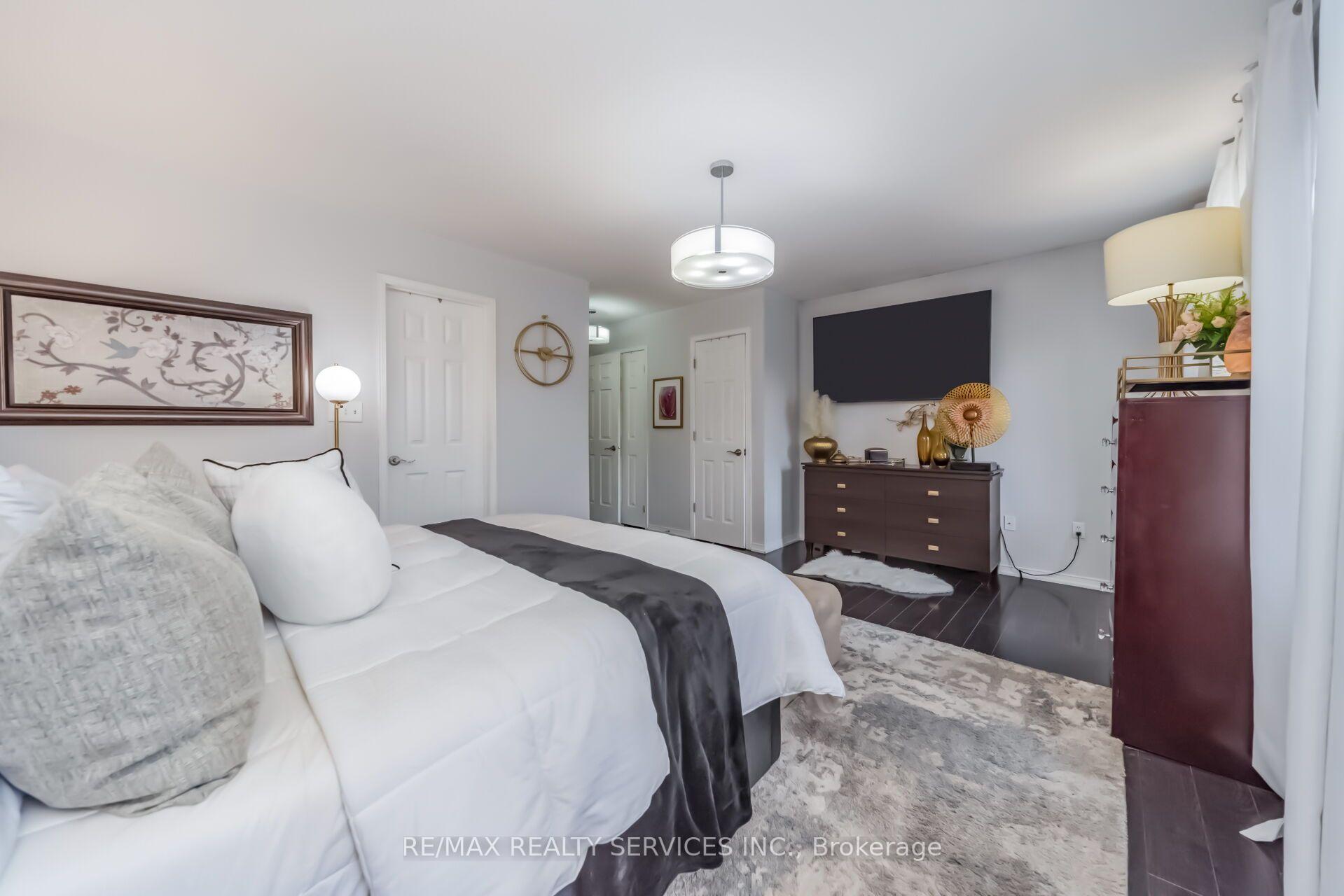 Photo 24 of 70 Checkerberry Crescent, Brampton, Sandringham-Wellington — HOMEH