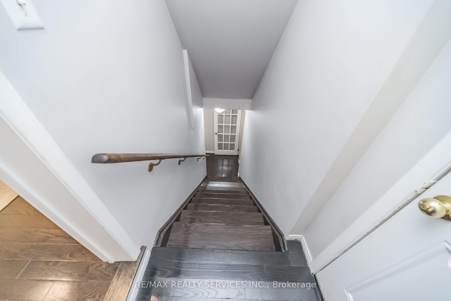 Photo 29 of 70 Checkerberry Crescent, Brampton, Sandringham-Wellington — HOMEH