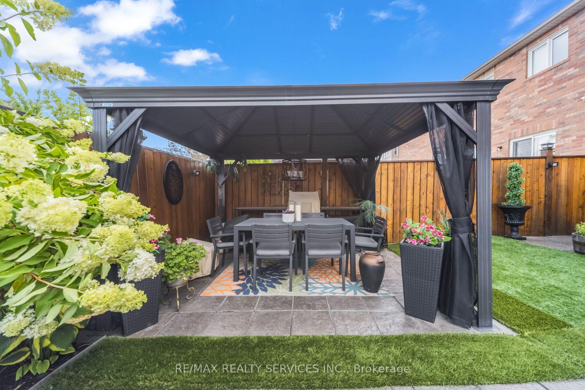 Photo 42 of 70 Checkerberry Crescent, Brampton, Sandringham-Wellington — HOMEH