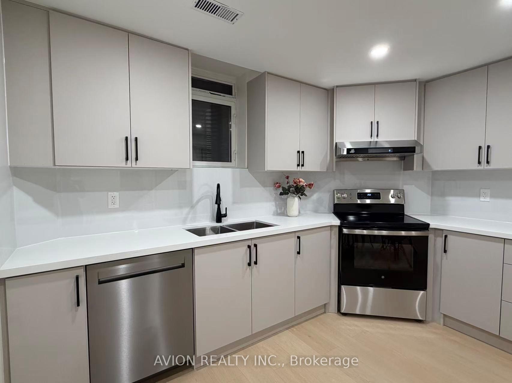 Photo 7 of Unit Basement, 79 Sweet Water Crescent, Richmond Hill, Westbrook — HOMEH