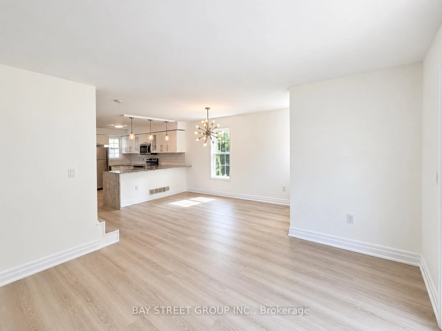 Photo 16 of 513 Mariner Drive, Waterloo, Eastbridge — HOMEH