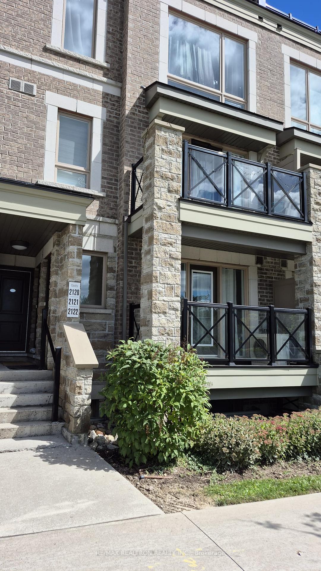 Photo 4 of Unit 2120, 2 Westmeath Lane, Markham, Cornell — HOMEH