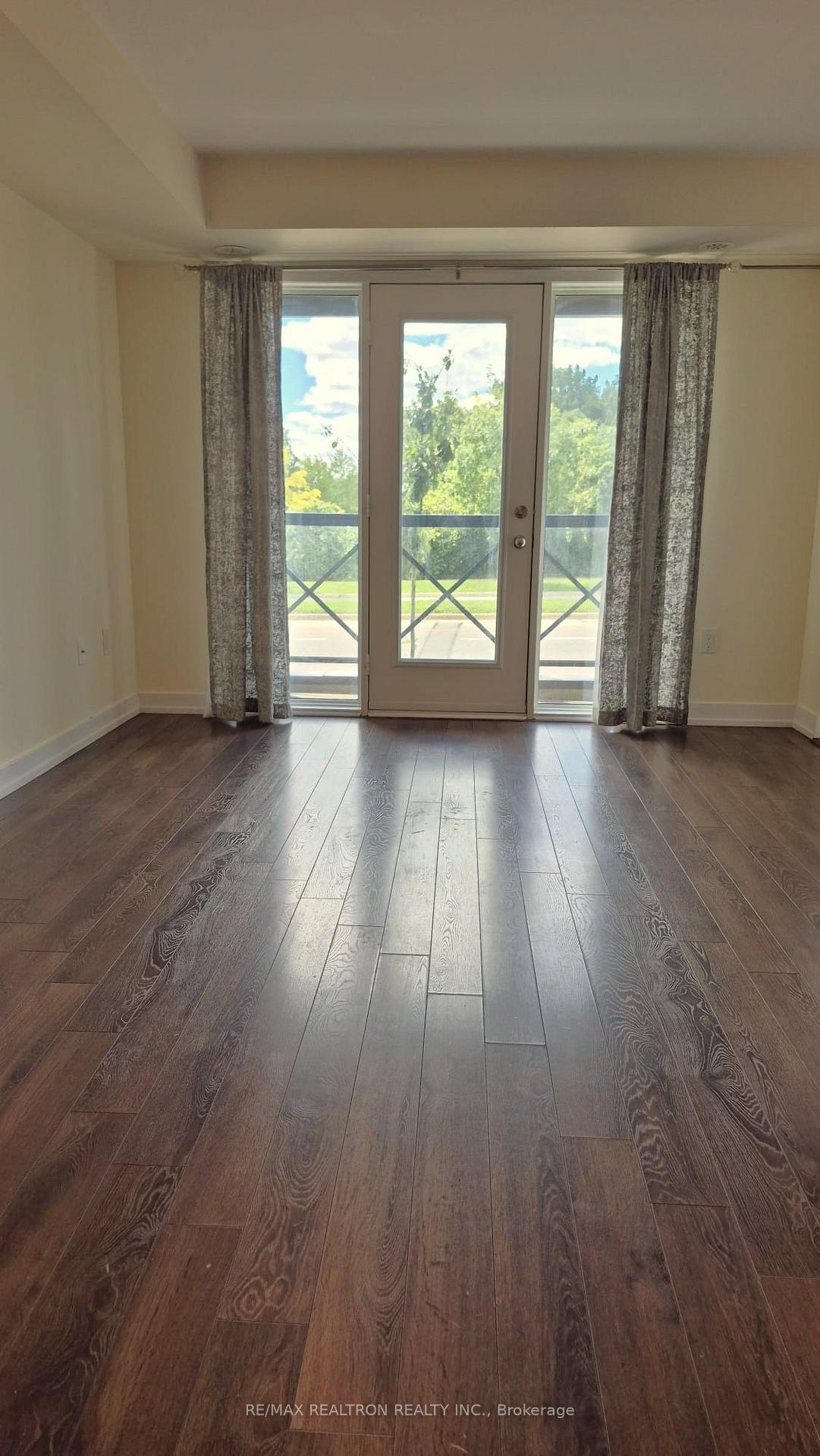Photo 7 of Unit 2120, 2 Westmeath Lane, Markham, Cornell — HOMEH