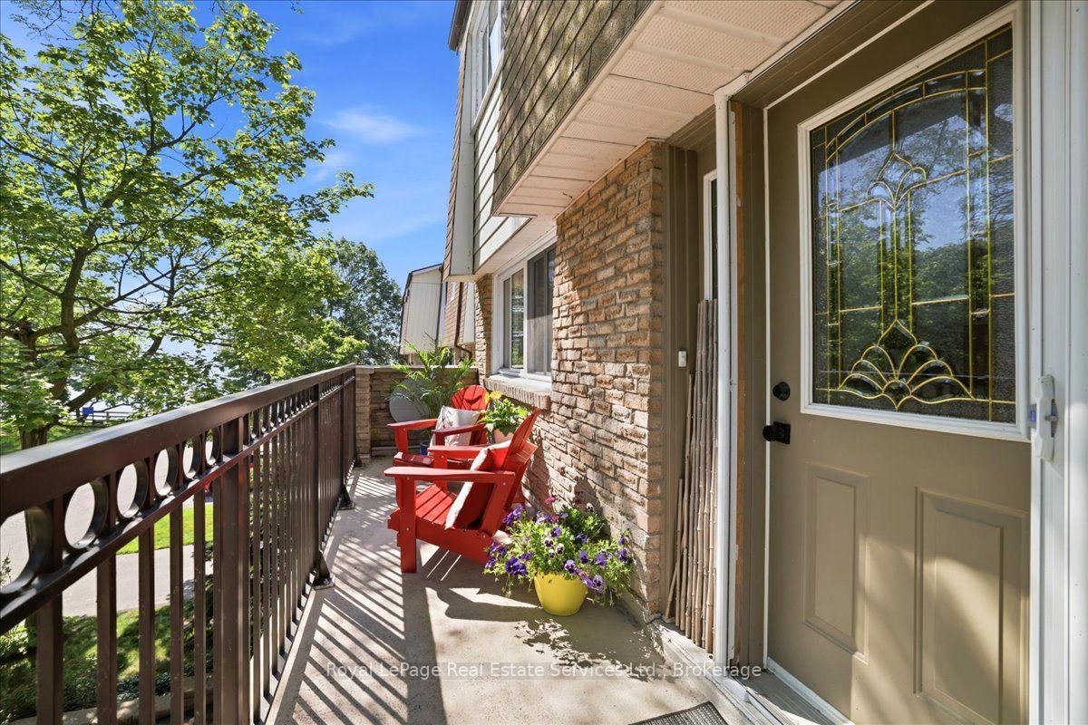 Photo of Unit 5, 2120 Marine Drive