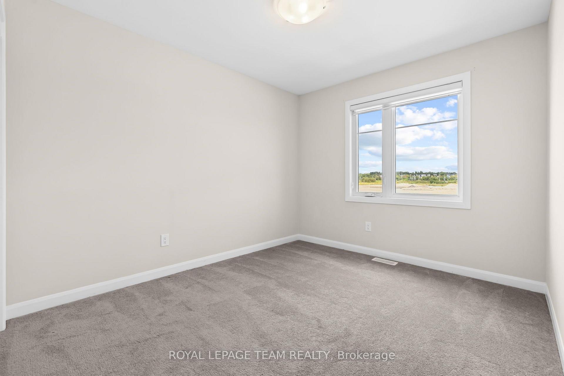 Photo 14 of 521 Winterset Road, Ottawa, Kanata - Kanata Lakes/Heritage Hills — HOMEH