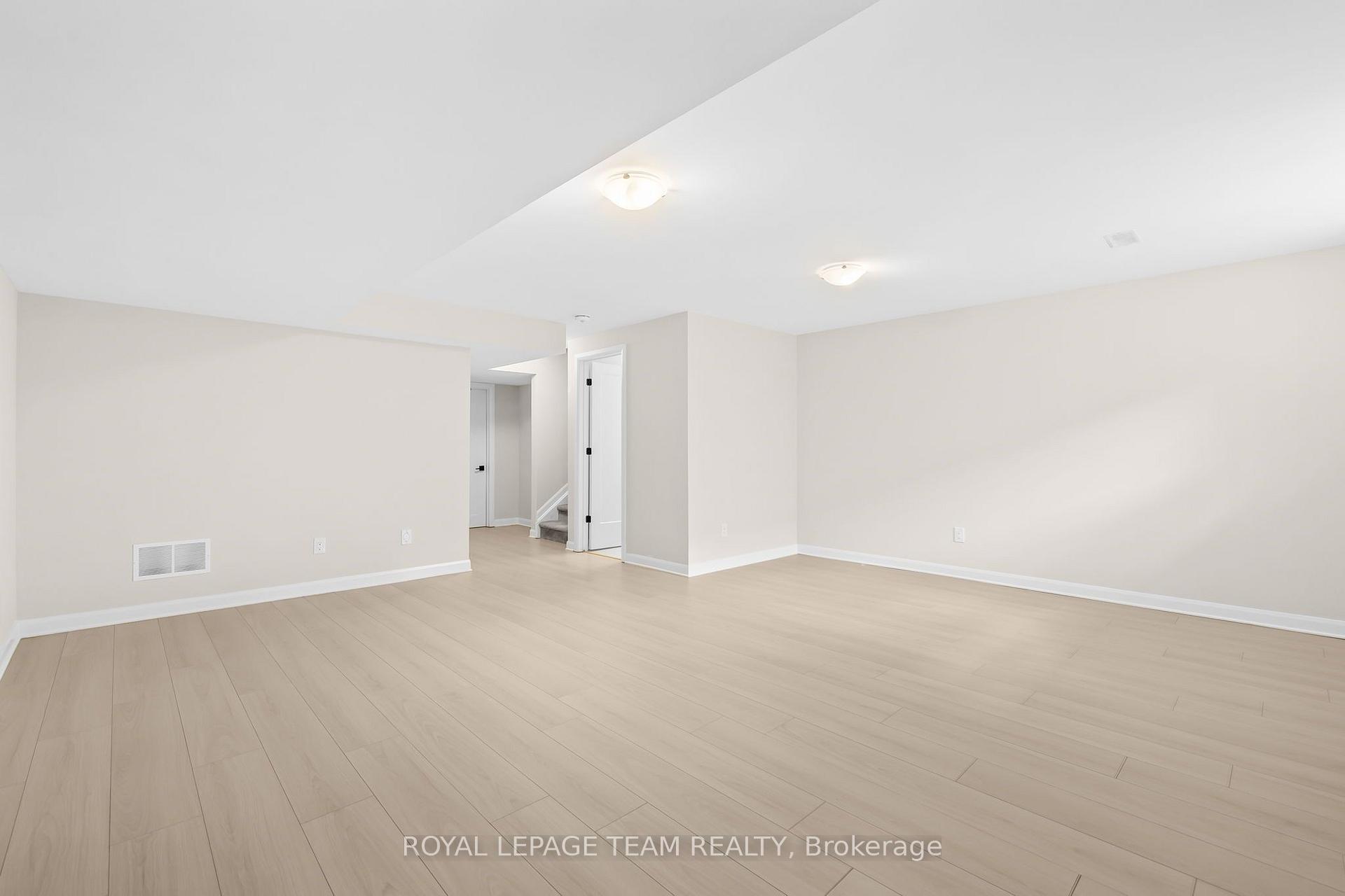 Photo 20 of 521 Winterset Road, Ottawa, Kanata - Kanata Lakes/Heritage Hills — HOMEH