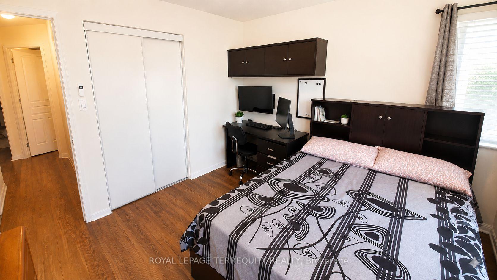 Photo 24 of 2223 Jillian Lane, Oakville, Westmount — HOMEH