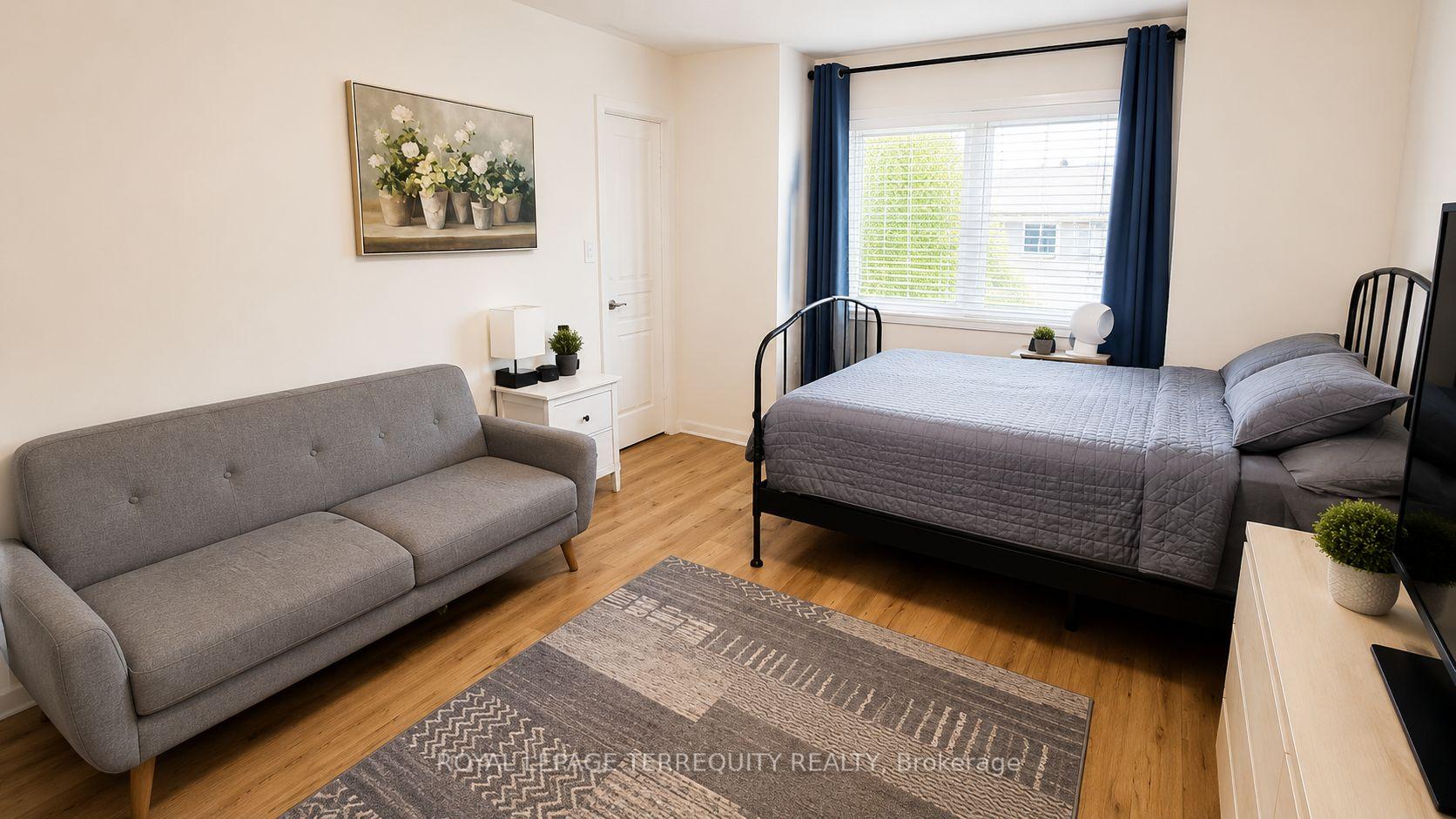 Photo 25 of 2223 Jillian Lane, Oakville, Westmount — HOMEH