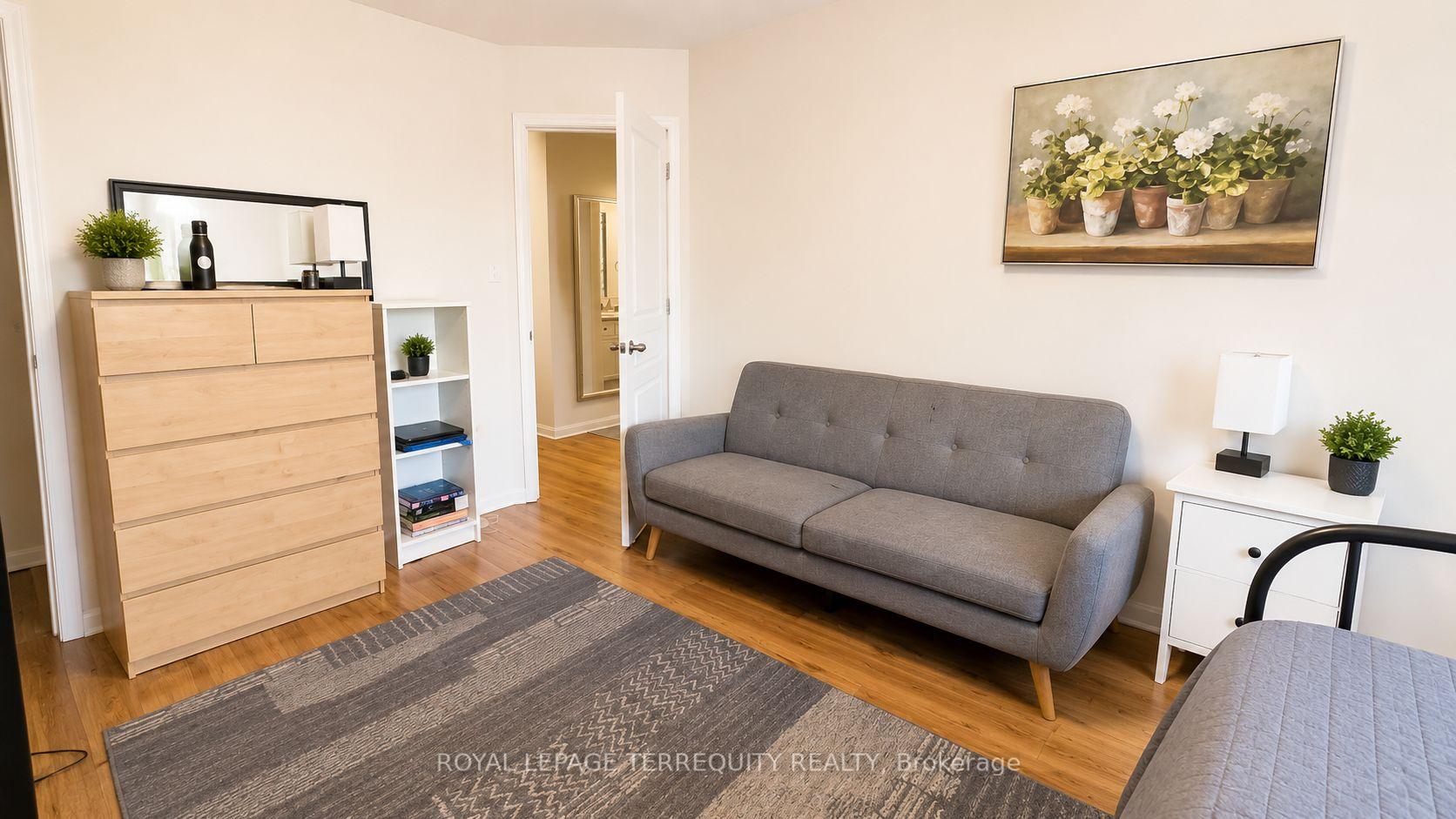 Photo 26 of 2223 Jillian Lane, Oakville, Westmount — HOMEH
