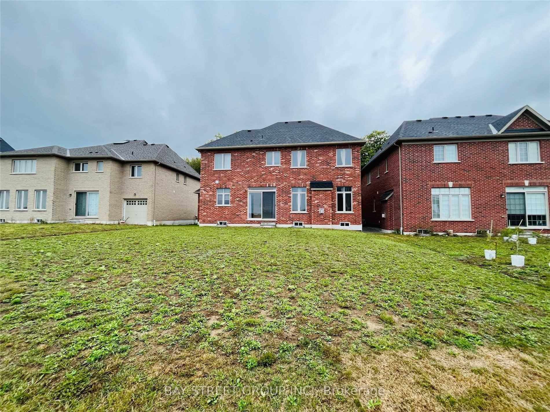 Photo 4 of 25 Mcisaac Drive, Springwater, Centre Vespra — HOMEH