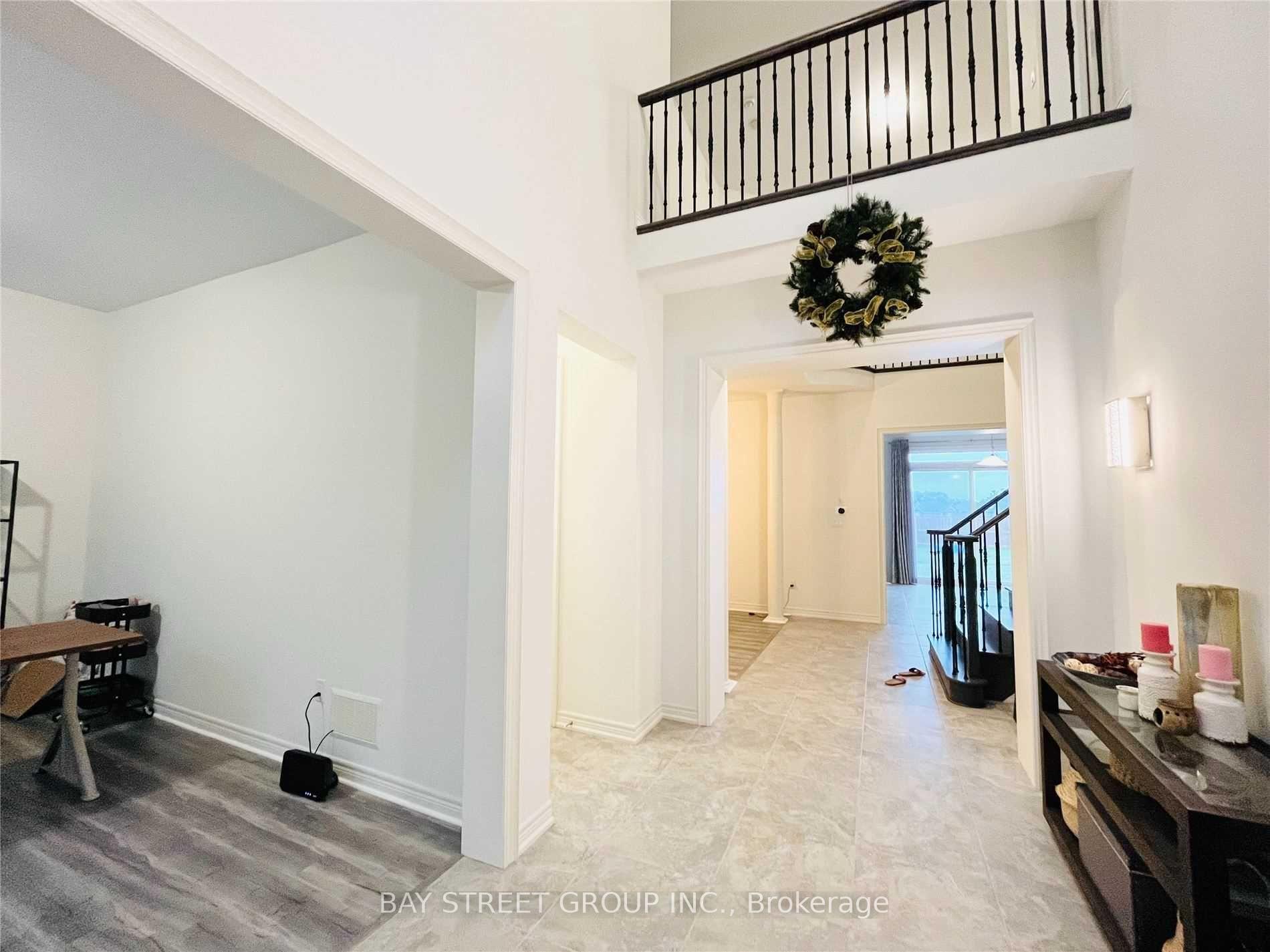Photo 29 of 25 Mcisaac Drive, Springwater, Centre Vespra — HOMEH