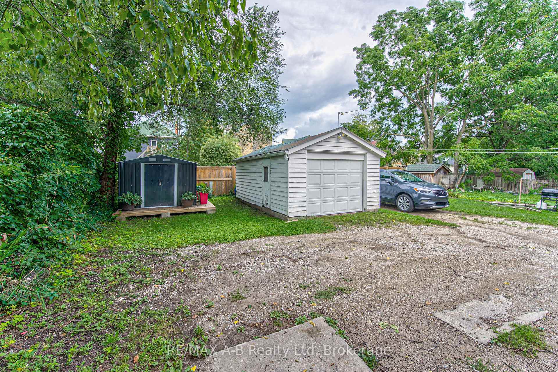 Photo 42 of 40 Douro Street, Stratford — HOMEH