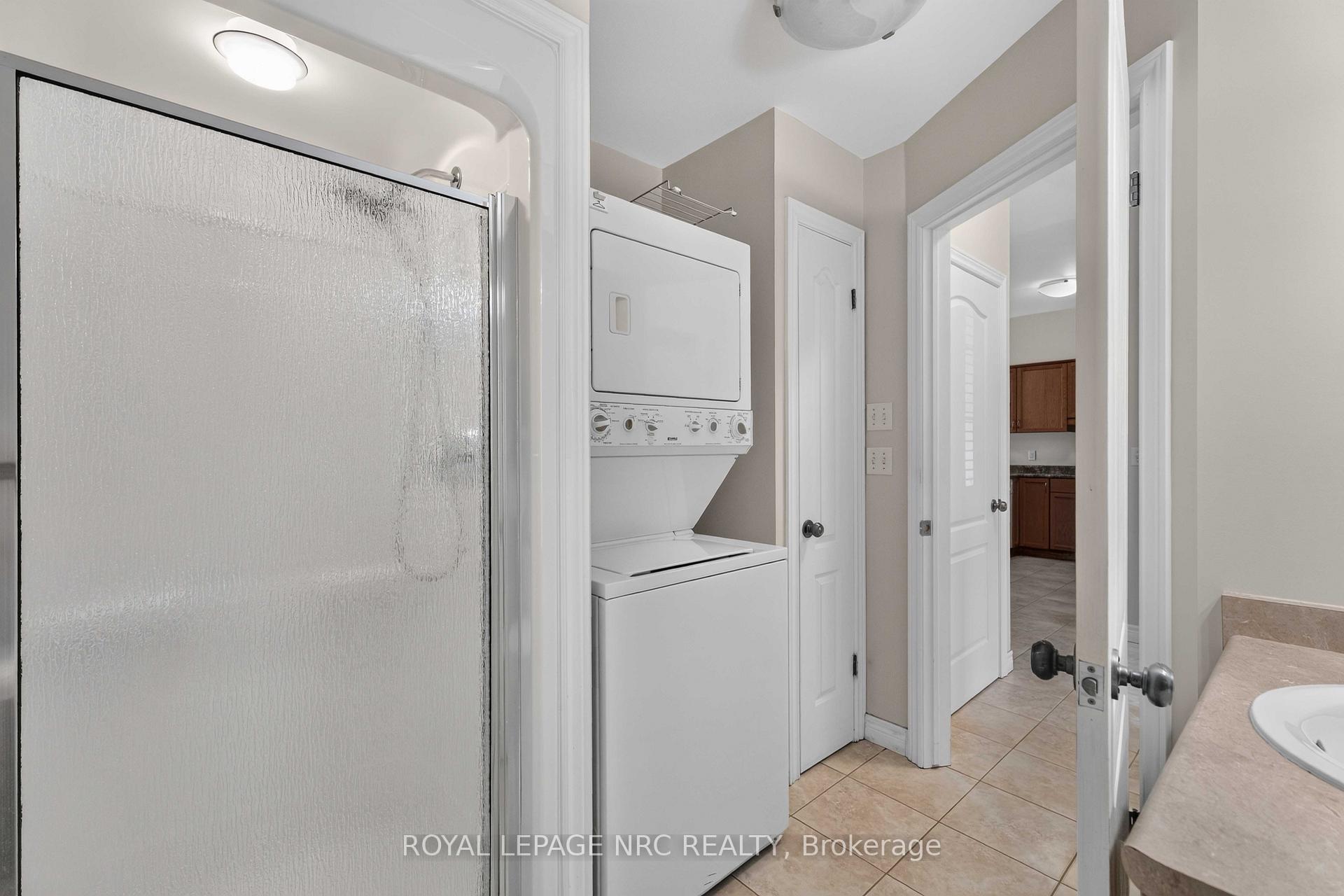 Photo 13 of 82 Maple Street, Port Colborne, Sugarloaf — HOMEH
