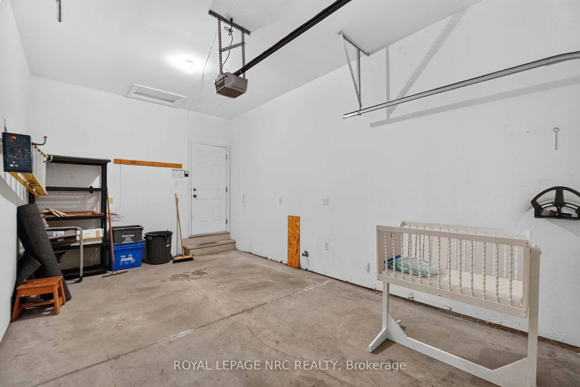 Photo 42 of 82 Maple Street, Port Colborne, Sugarloaf — HOMEH