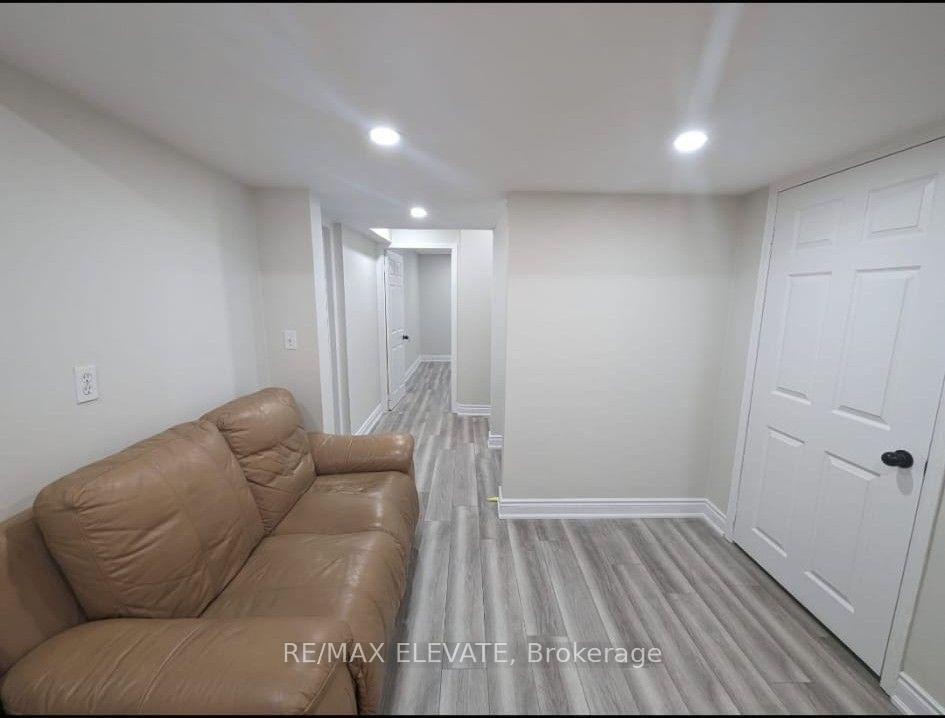 Photo 8 of 101 Knotwood Crescent, Scarborough, Rouge — HOMEH